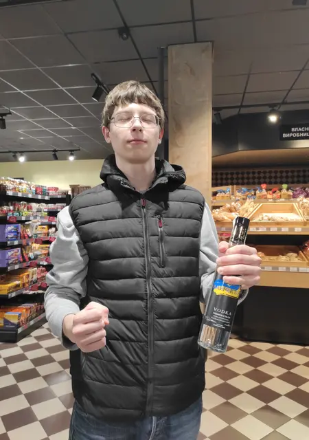 Gang з Черкас, мені 19 років, познайомлюсь на одну ніч