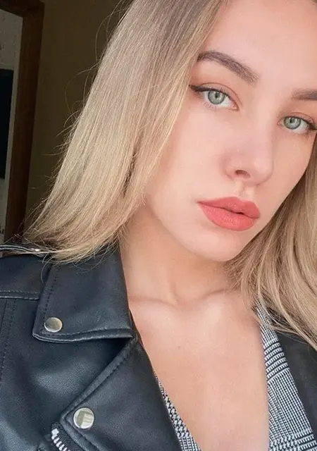 Mary из Дубая, ищу на сайте приятное времяпровождение