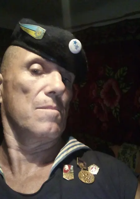 Leonid из Киева, мне 61, познакомлюсь на одну ночь