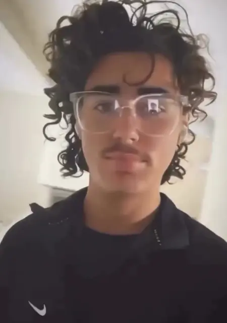 Lacroix из Брюсселя, мне 80, познакомлюсь на одну ночь