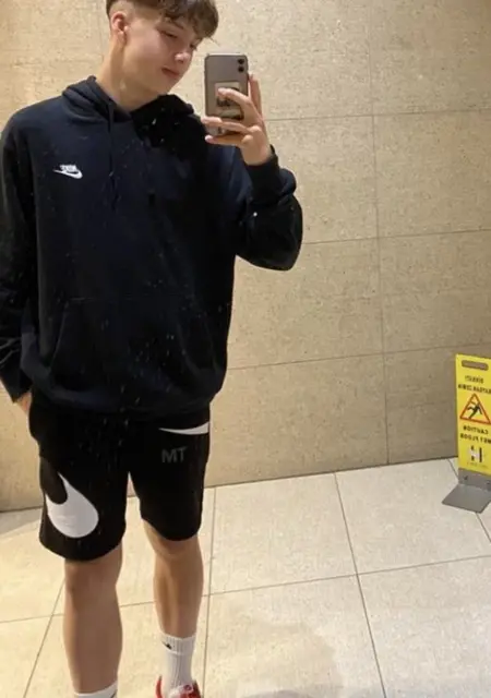 Я Çalar, 26, из Бурсы, ищу знакомства на одну ночь