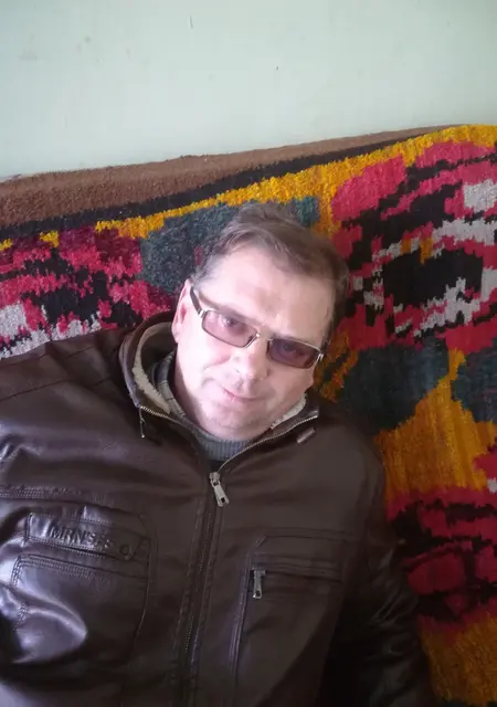 Серега из Бобруйска, ищу на сайте знакомства на одну ночь