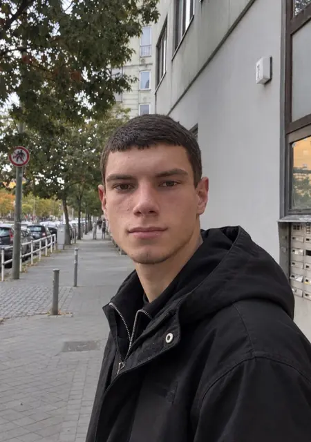 Konstantin из Майнца, ищу на сайте знакомства на одну ночь