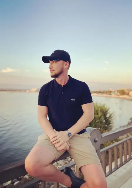 Арчи из Дубая, мне 31, познакомлюсь для приятного времяпровождения