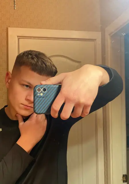 Я Гара, 21, знакомлюсь для общения в Луганске