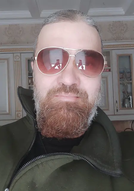 Я Паша, 44, знакомлюсь на одну ночь в Львове