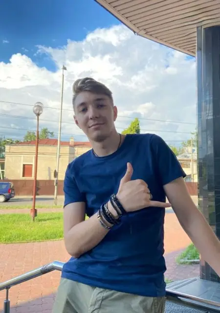 Rzvan из Бухареста, мне 20, познакомлюсь