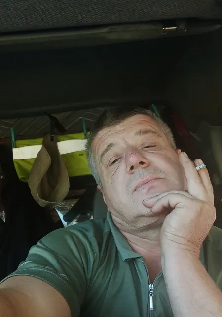 Я Володимир, 52, из Ивано-Франковска, ищу знакомство для постоянных отношений