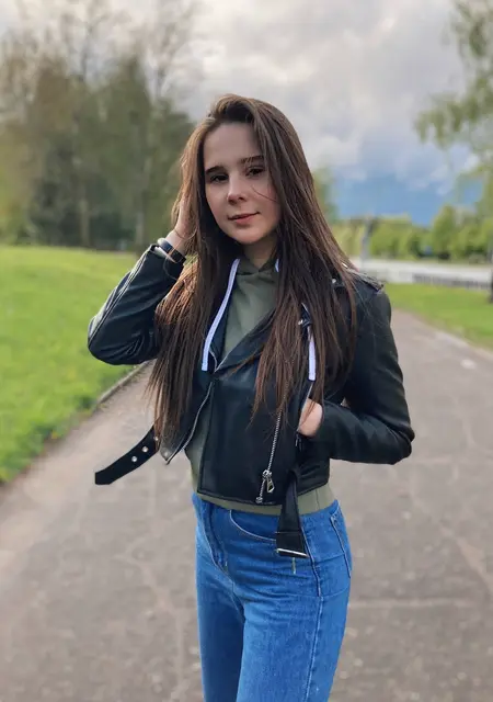 Лиза из Бреста, мне 25, познакомлюсь для общения