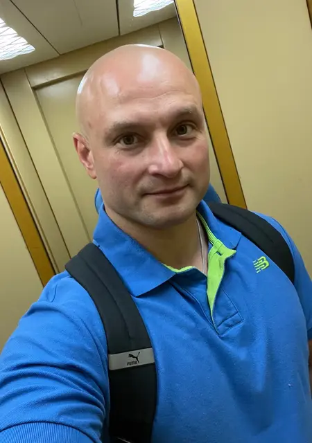 Влад из Луцка, мне 35, познакомлюсь на одну ночь