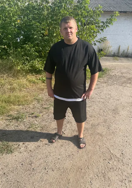 Юрій з Старокостянтинів, мені 27 років, познайомлюсь для спілкування