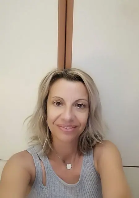 Я Anna, 43, знакомлюсь в Афинах