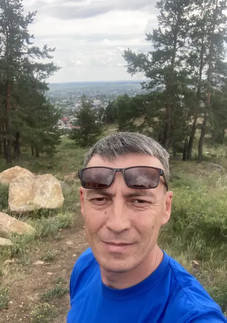 Я Максим, 46, знакомлюсь для дружбы в Усть-Каменогорске
