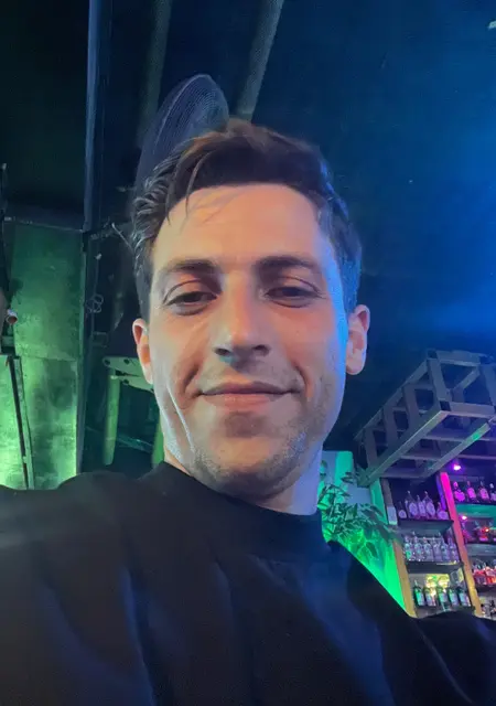 Я Veysel, 30, знакомлюсь без обязательств в Анталии