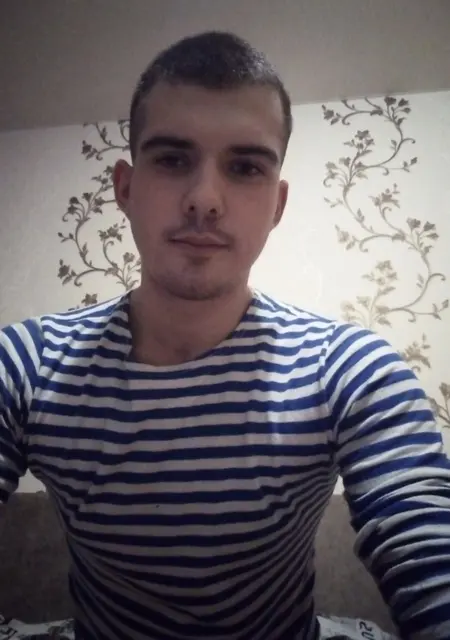 Никита из Слуцка, ищу на сайте знакомства на одну ночь