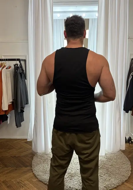 Никита из Дубая, мне 36, познакомлюсь без обязательств