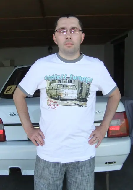 Я Евгений, 49 років з Волновахи, шукаю знайомства без зобов'язань