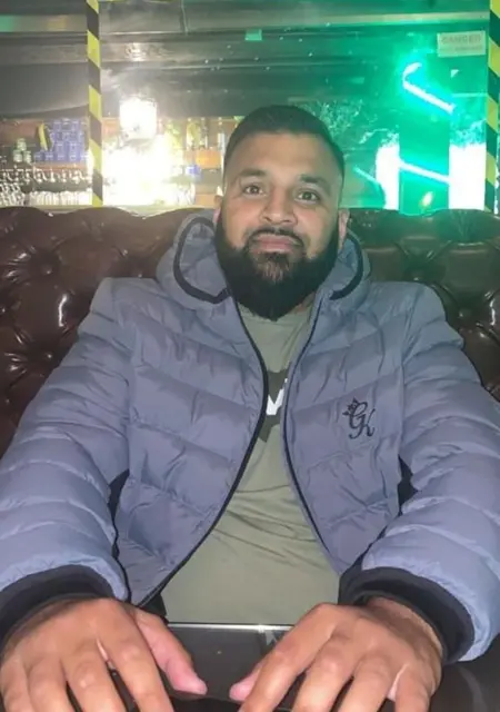 Khan из Лондона, мне 35, познакомлюсь