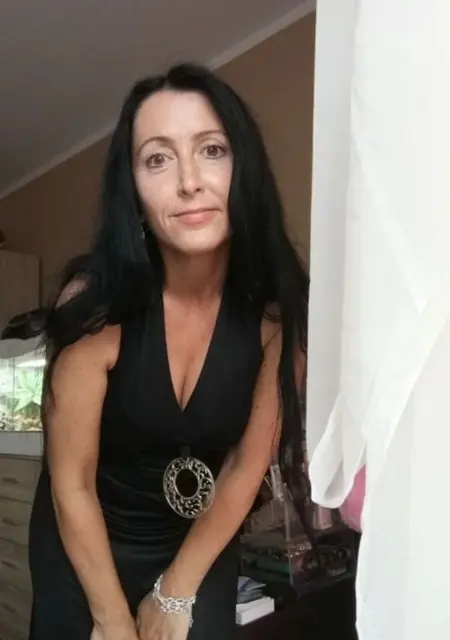 Magda из Варшавы, мне 45, познакомлюсь