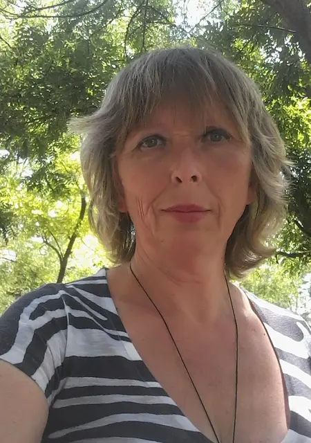 Лена из Килии, мне 55, познакомлюсь на одну ночь