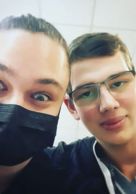 Игорь из Харькова, мне 21, познакомлюсь без обязательств