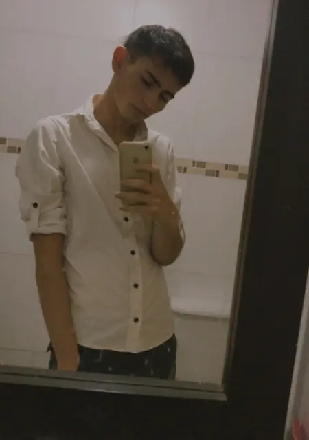 Facu из Санта-фа, мне 20, познакомлюсь для общения