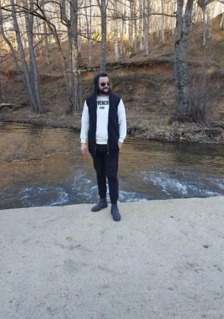 Я Emir, 34, из Стамбула, ищу знакомство