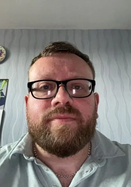 Gary из Лондона, мне 44, познакомлюсь