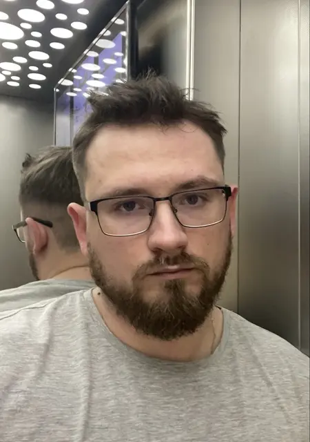 Радислав з Києва, шукаю на сайті знайомства на одну ніч