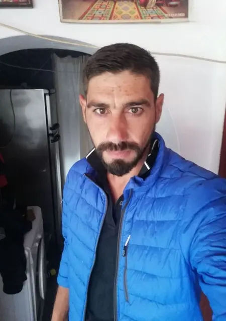 Iony из Бухареста, мне 35, познакомлюсь