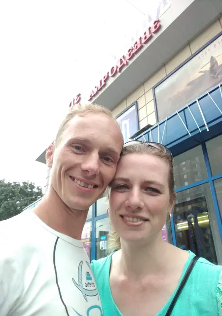 Я Денис Наталья, 39, знакомлюсь для приятного времяпровождения в Донецке