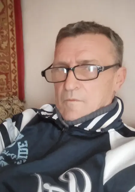 Я Николай, 66 років, знайомлюсь на одну ніч у Пятихатках