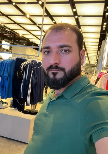 Omid из Дубая, ищу на сайте дружбу