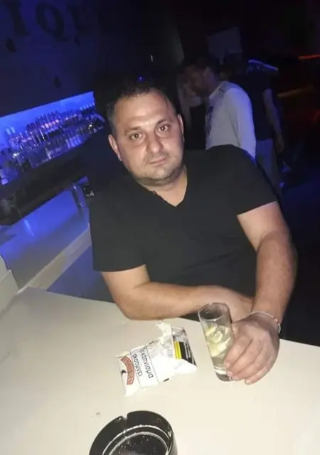 Я Notis, 37, из Афин, ищу знакомство