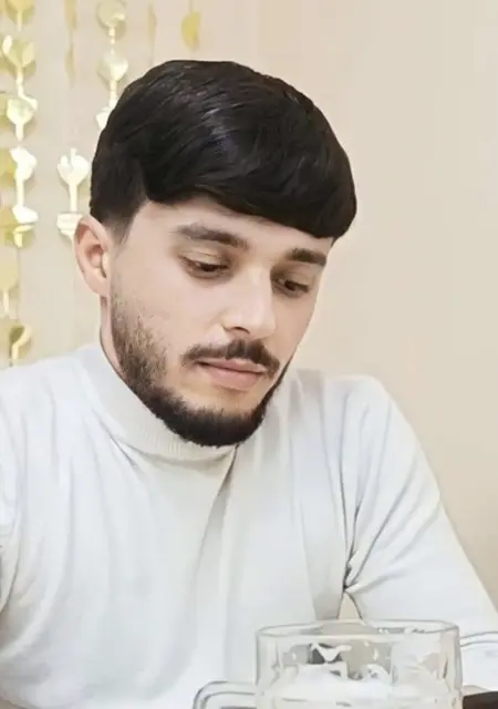 Raul из Баку, мне 26, познакомлюсь для общения