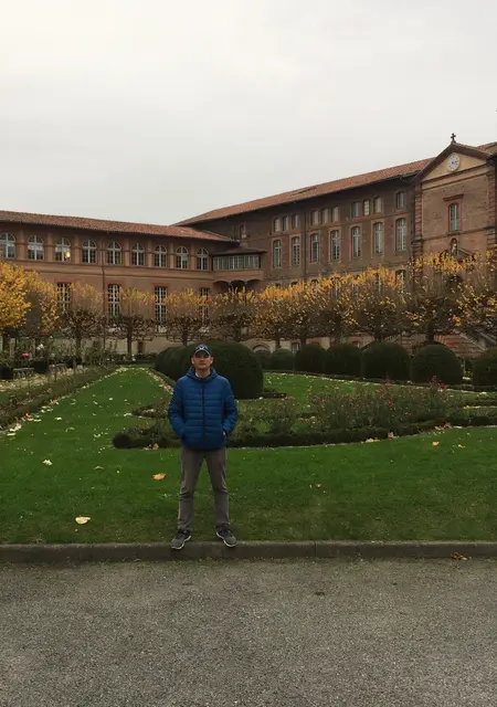 Den из Астаны, ищу на сайте вирта