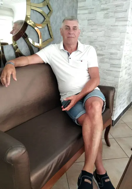 Григории из Мукачева, ищу на сайте знакомства на одну ночь