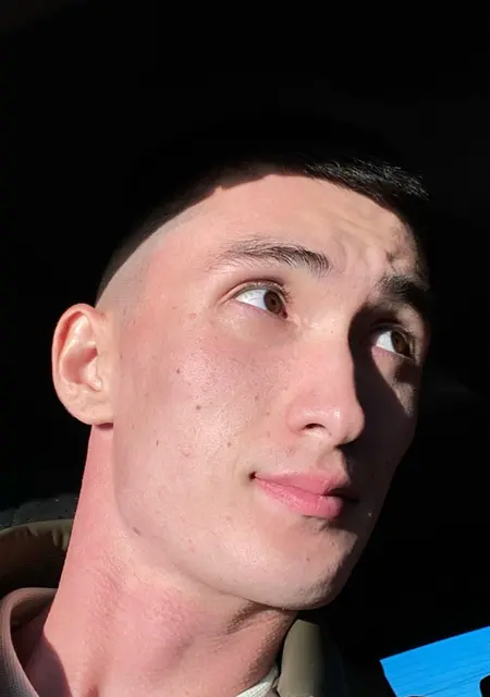 Я Sultanbek, 24, из Уральска, ищу знакомство для общения