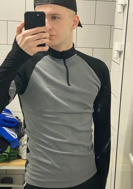 Я Анатолій, 25 років, знайомлюсь без зобов'язань у Pervomaiskyi