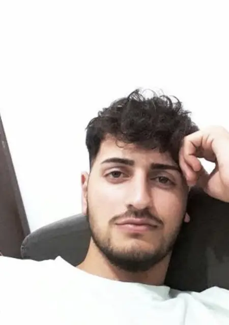 Burak из Газиантеп, мне 32, познакомлюсь для дружбы