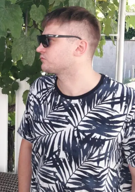 Юрий из Речицы, мне 27, познакомлюсь на одну ночь