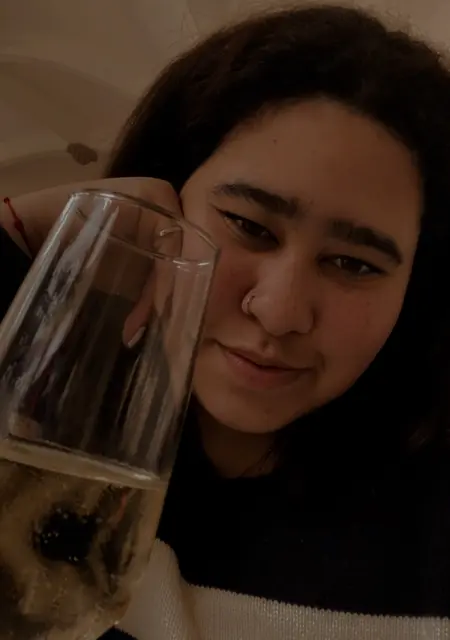 Я Amora, 19, из Аморин, ищу знакомство для общения