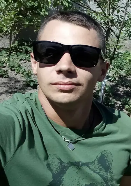 Я Yaroslav, 29 років з Житомира, шукаю знайомства на одну ніч