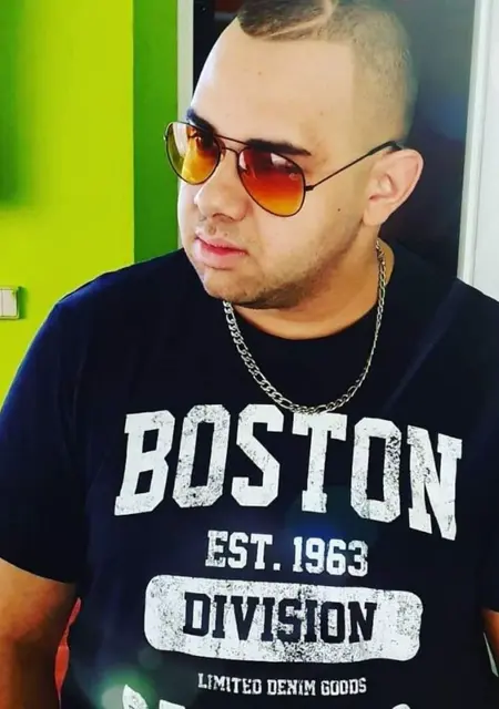 Я Alex, 28, знакомлюсь в Праге