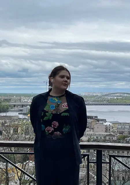 Даша з Черкаси, шукаю на сайті приємне проведення часу