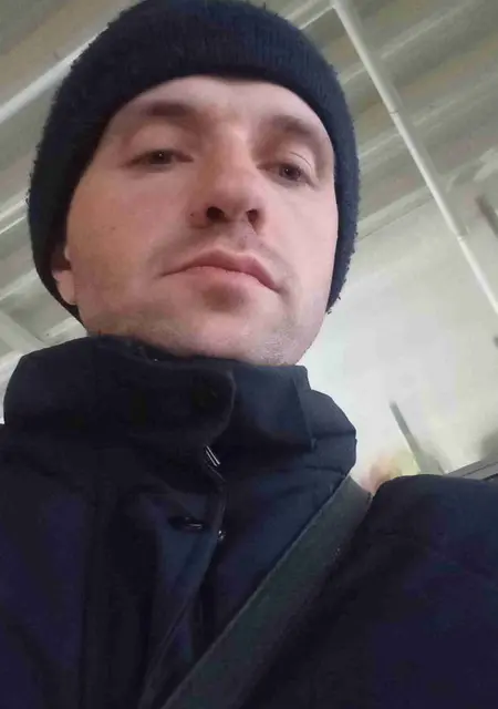 Я Микола Ковальчук, 25, из Гайсина, ищу знакомства на одну ночь