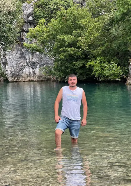 Я Vedat, 28, знакомлюсь для общения в Измире