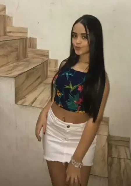 Я Daiane Santos, 18, из Лиссабона, ищу знакомство