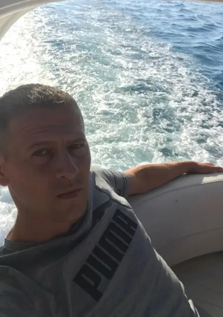Я Макси, 35, знакомлюсь без обязательств в Энсхеде