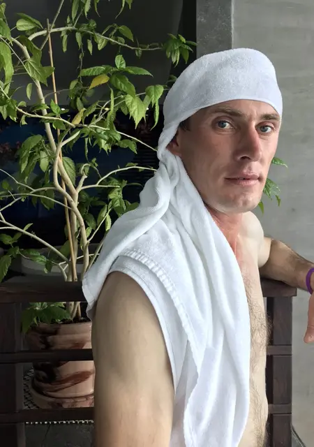 Я Святослав, 41, из Брюсселя, ищу знакомство для общения